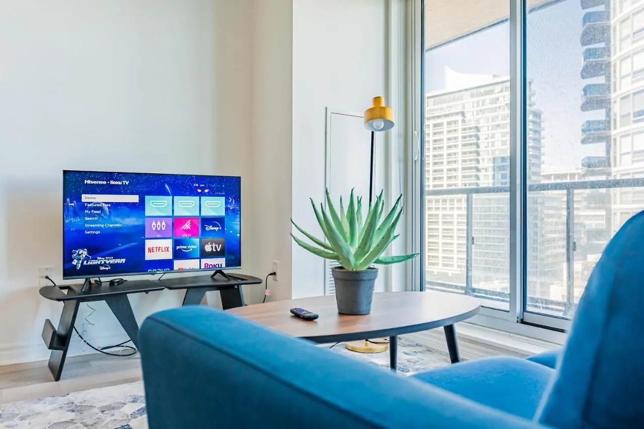 Two Bedroom Condo! Union Station! Downtown Core Toronto Apartman