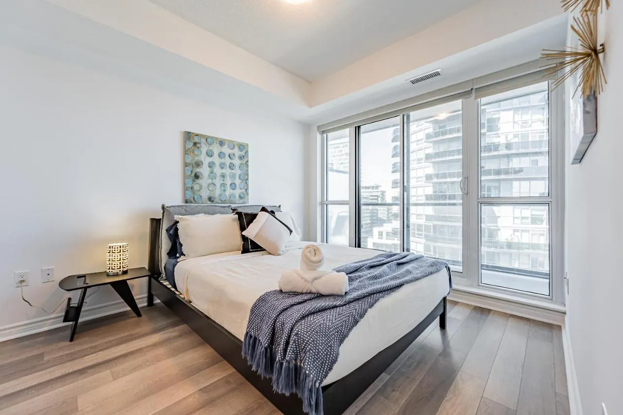Two Bedroom Condo! Union Station! Downtown Core Toronto 0*,