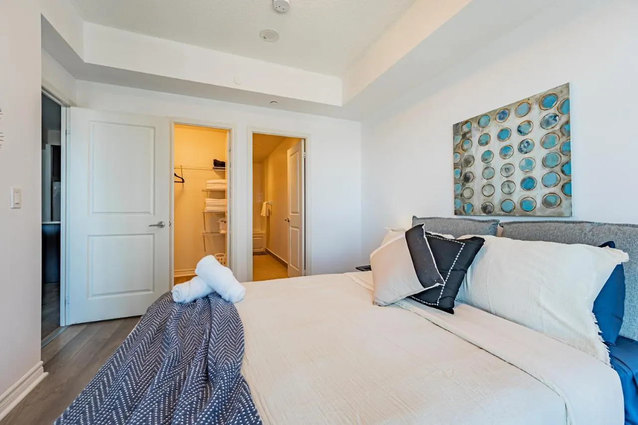 Apartment Two Bedroom Condo! Union Station! Downtown Core Toronto Kanada