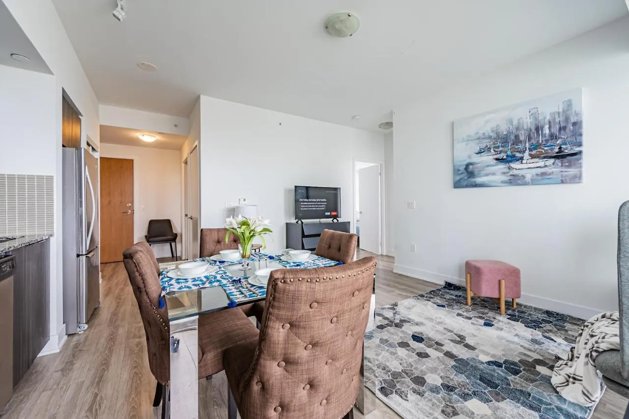 Two Bedroom Condo! Union Station! Downtown Core Toronto Kanada