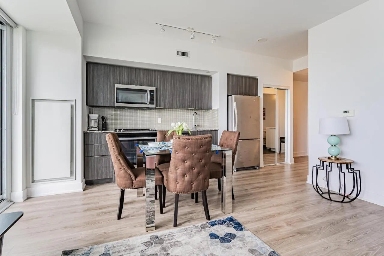 Apartment Two Bedroom Condo! Union Station! Downtown Core Toronto Kanada
